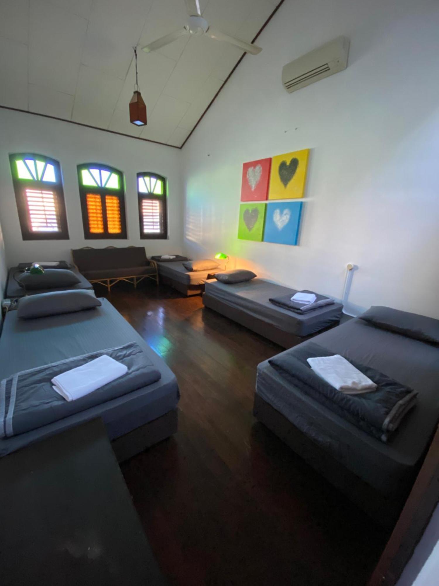 Homs Female Hostel Джордж Таун Екстериор снимка