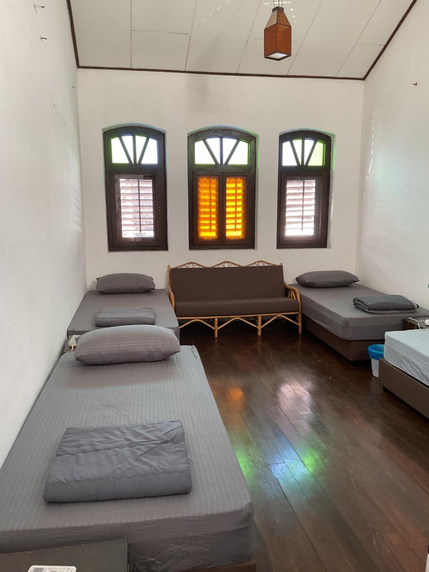 Homs Female Hostel Джордж Таун Екстериор снимка